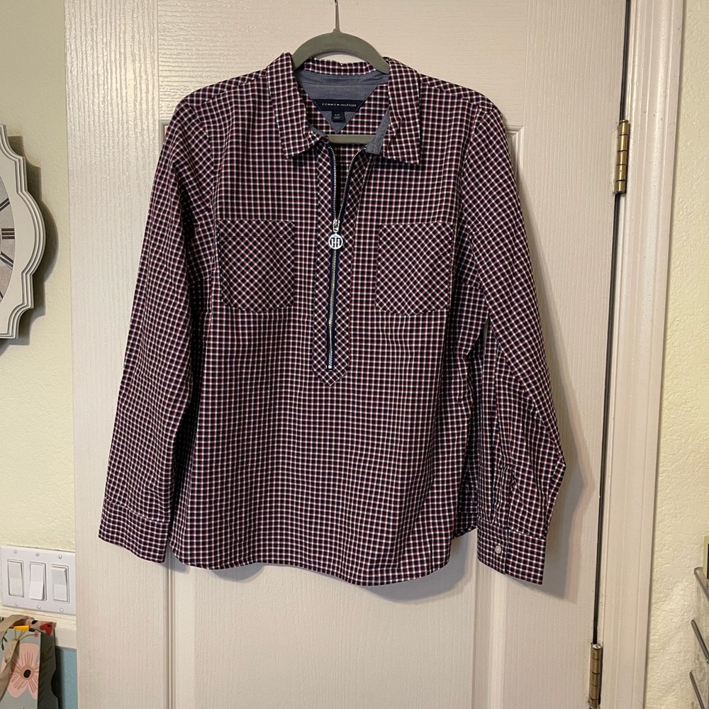Tommy Hilfiger Woman’s Zip Up Plaid Blouse. Size Large.  NWOT - Picture 2 of 11